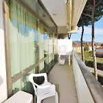 Leopardi Hotel *