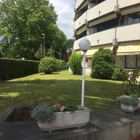 Leopardi * Marina di Pietrasanta