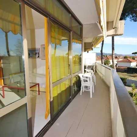 Leopardi Aparthotel *